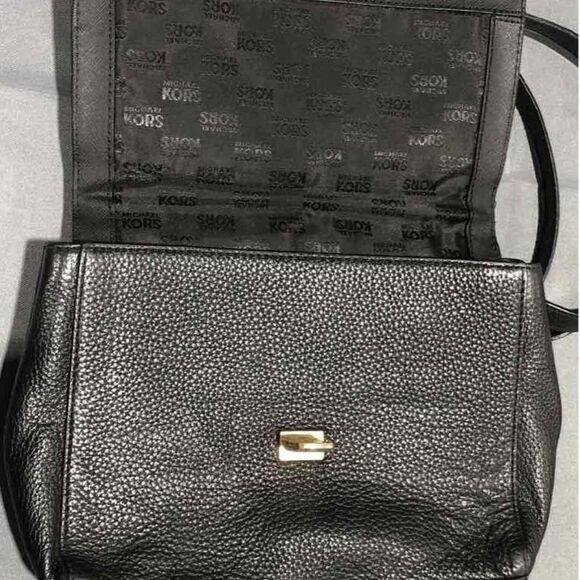 Michael Kors Designer MK Callir Black Top Handle Crossbody - Picture 5 of 6